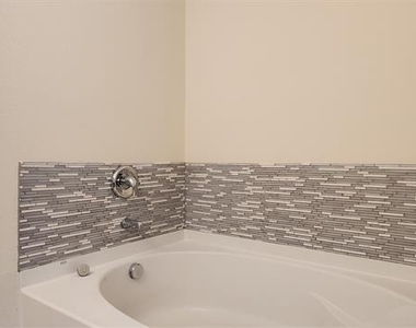 2304 Hayes Street - Photo Thumbnail 12