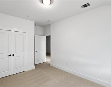 2521 Brunswick Way - Photo Thumbnail 17