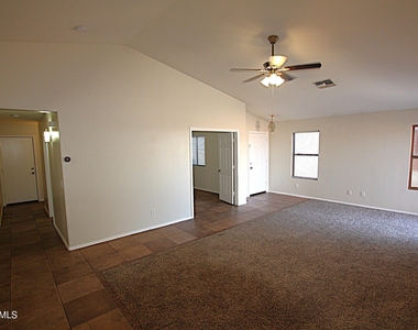 12437 W Via Camille Drive - Photo Thumbnail 11