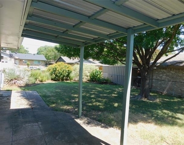2445 Eastbrook Drive - Photo Thumbnail 21