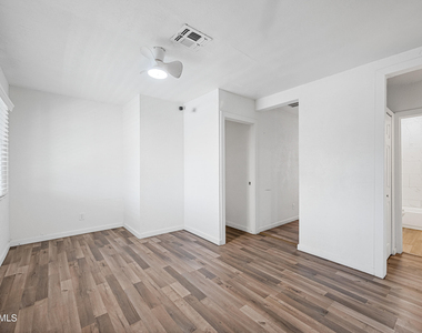 22 E Riverside Street - Photo Thumbnail 2