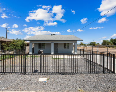 22 E Riverside Street - Photo Thumbnail 1