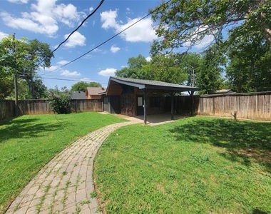 1225 Blalock Avenue - Photo Thumbnail 19