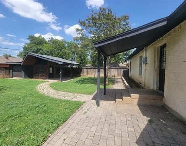 1225 Blalock Avenue - Photo Thumbnail 18