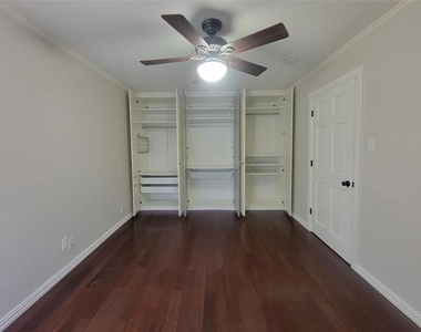 1225 Blalock Avenue - Photo Thumbnail 12