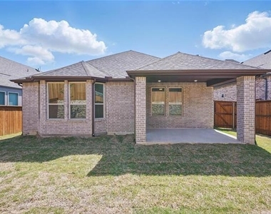 5060 Westhaven Circle - Photo Thumbnail 17