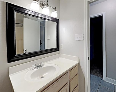 551 Rand Drive - Photo Thumbnail 11