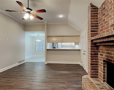 551 Rand Drive - Photo Thumbnail 4