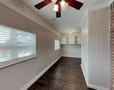 551 Rand Drive - Photo Thumbnail 1