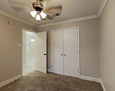 551 Rand Drive - Photo Thumbnail 10