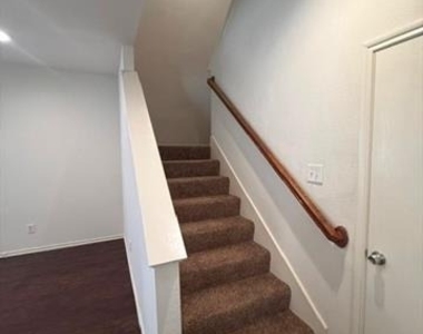 5417 Prairie Lane - Photo Thumbnail 5