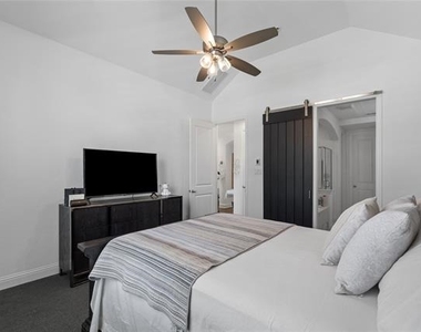 1330 Viridian Park Lane - Photo Thumbnail 4