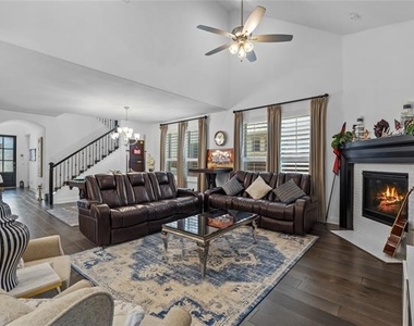 1330 Viridian Park Lane - Photo Thumbnail 11