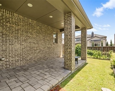 1330 Viridian Park Lane - Photo Thumbnail 21