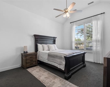 1330 Viridian Park Lane - Photo Thumbnail 5