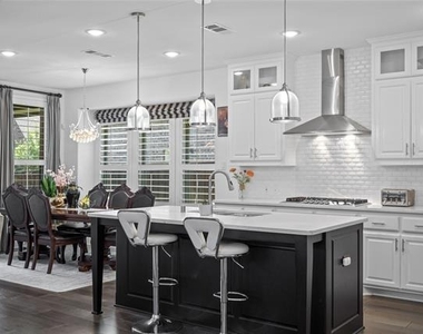 1330 Viridian Park Lane - Photo Thumbnail 12
