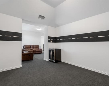 1330 Viridian Park Lane - Photo Thumbnail 19