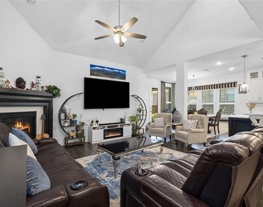 1330 Viridian Park Lane - Photo Thumbnail 10