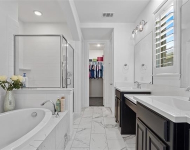 1330 Viridian Park Lane - Photo Thumbnail 6