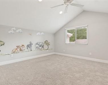2114 Wheaton Drive - Photo Thumbnail 20