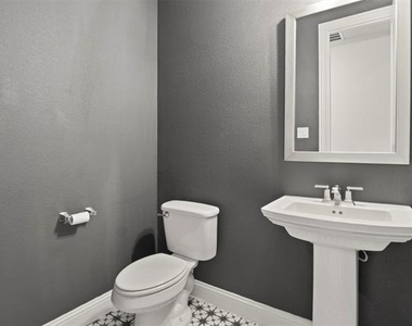 1314 20th Street - Photo Thumbnail 24