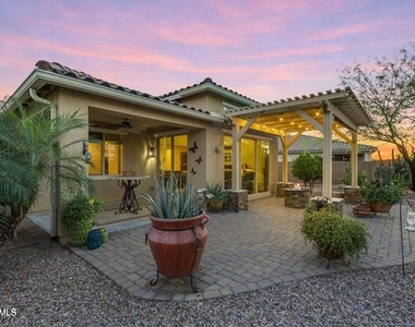 9014 W Ruth Avenue - Photo Thumbnail 14