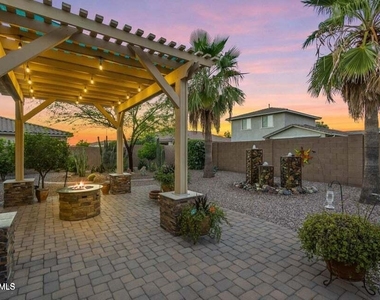 9014 W Ruth Avenue - Photo Thumbnail 1
