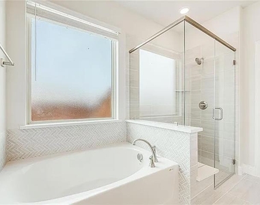 1010 Ridgehurst Road - Photo Thumbnail 7