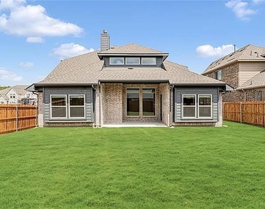 1010 Ridgehurst Road - Photo Thumbnail 28