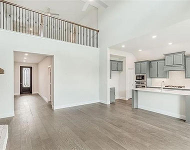 1010 Ridgehurst Road - Photo Thumbnail 20