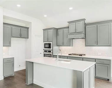 1010 Ridgehurst Road - Photo Thumbnail 3