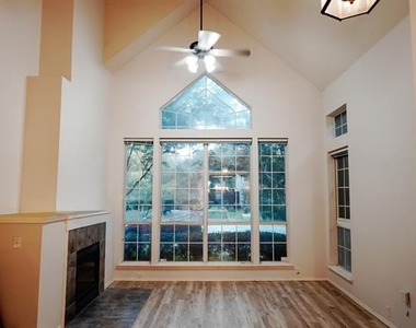 11354 Still Hollow Drive - Photo Thumbnail 7