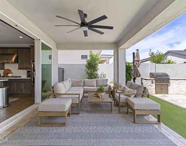 17190 W Gracemont Street - Photo Thumbnail 21
