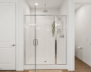 17190 W Gracemont Street - Photo Thumbnail 8