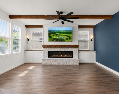 17190 W Gracemont Street - Photo Thumbnail 3