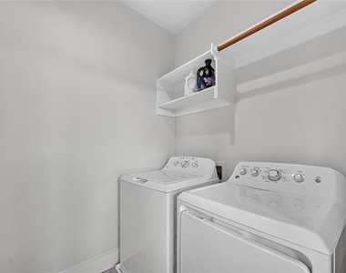 410 Melba Street - Photo Thumbnail 18