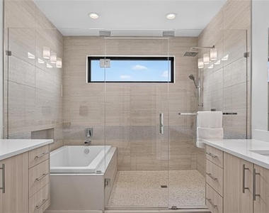 410 Melba Street - Photo Thumbnail 27