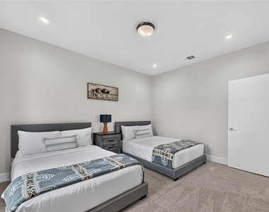410 Melba Street - Photo Thumbnail 16