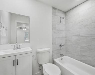 8708 Ronnie Street - Photo Thumbnail 6