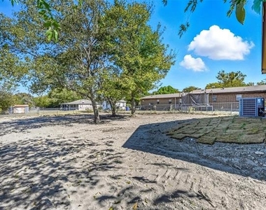 8708 Ronnie Street - Photo Thumbnail 13
