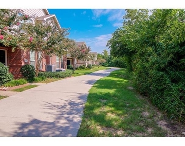 2224 Stonepark Place - Photo Thumbnail 1