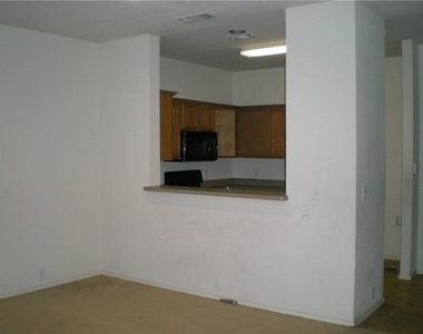 2224 Stonepark Place - Photo Thumbnail 4