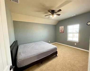 2680 Costa Mesa Drive - Photo Thumbnail 24