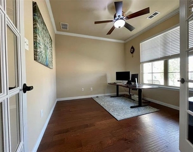 2680 Costa Mesa Drive - Photo Thumbnail 3