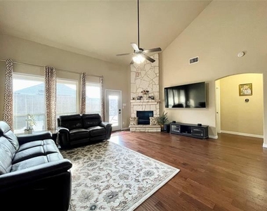 2680 Costa Mesa Drive - Photo Thumbnail 15