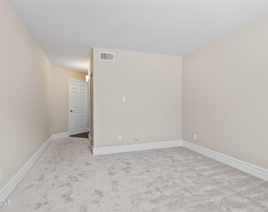 3825 E Camelback Road - Photo Thumbnail 10