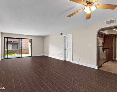 3825 E Camelback Road - Photo Thumbnail 19