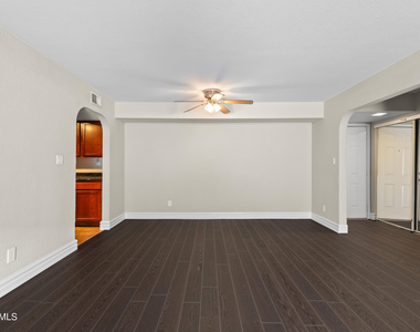 3825 E Camelback Road - Photo Thumbnail 5
