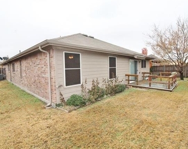 217 Silver Spur Drive - Photo Thumbnail 21