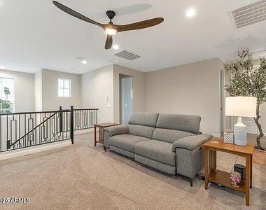 5031 E Paddock Place - Photo Thumbnail 5